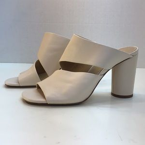 Splendid Cream Sandals Round Heel Size 7